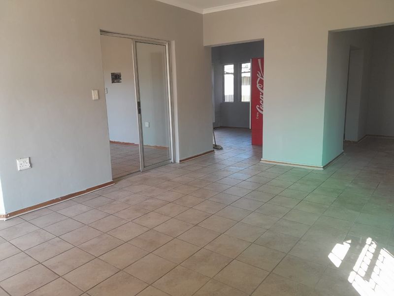 House For Sale in Kuruman Central - Photo 2