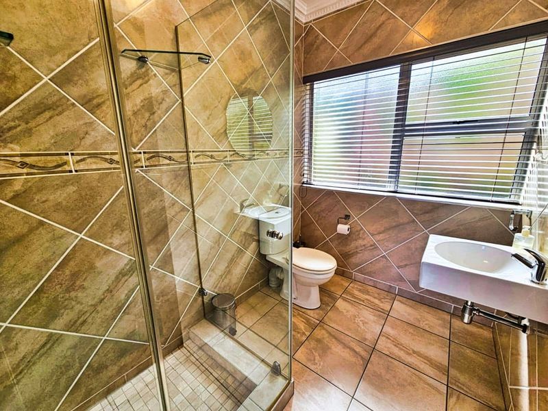 House For Sale in Herolds Bay - Photo 5