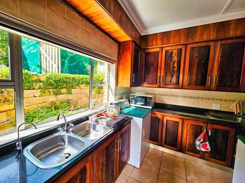 House For Sale in Herolds Bay - Photo 3