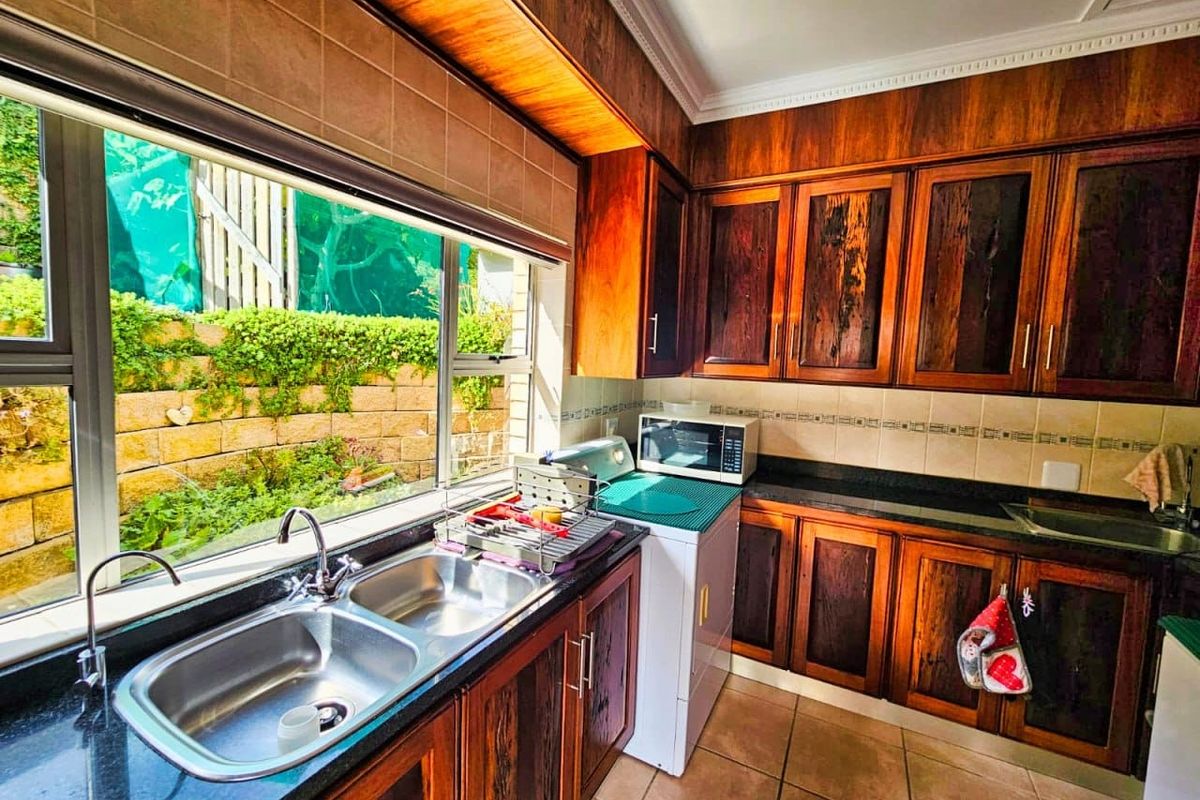 House For Sale in Herolds Bay - Photo 3