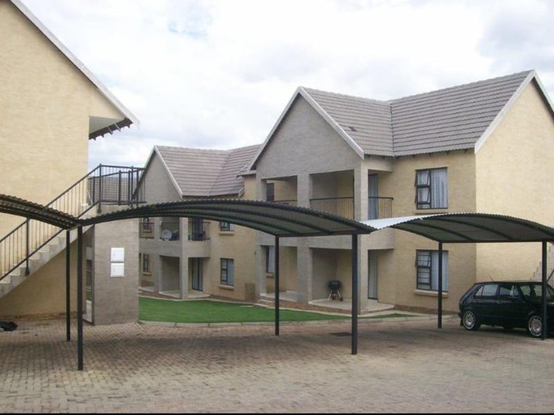 Apartment For Sale in Doringkruin - Photo 2