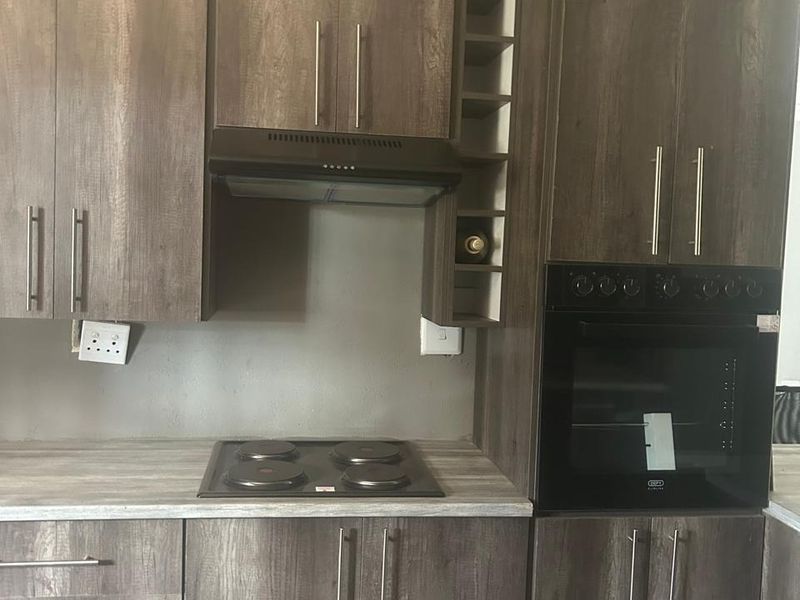 House For Sale in Serala View - Photo 8