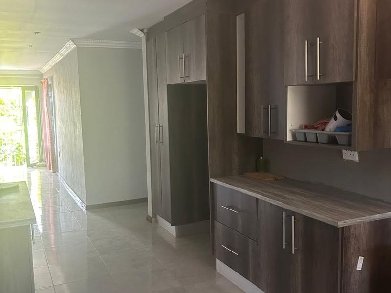 House For Sale in Serala View - Photo 7