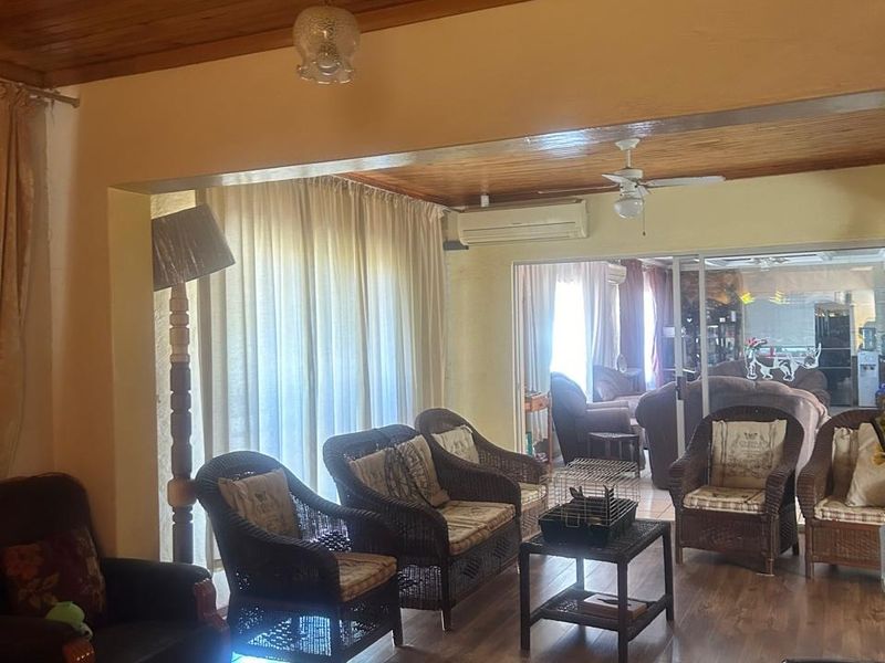 House For Sale in Flora Park - Photo 6