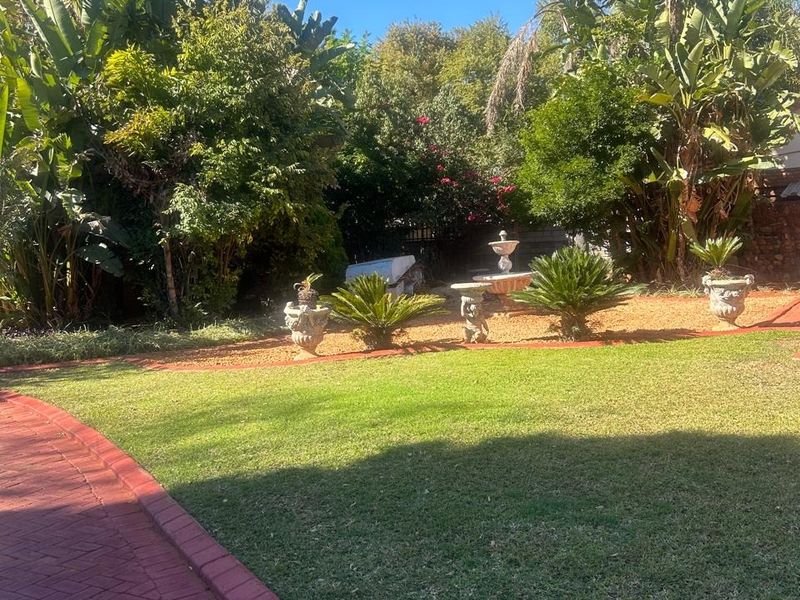 House For Sale in Flora Park - Photo 2