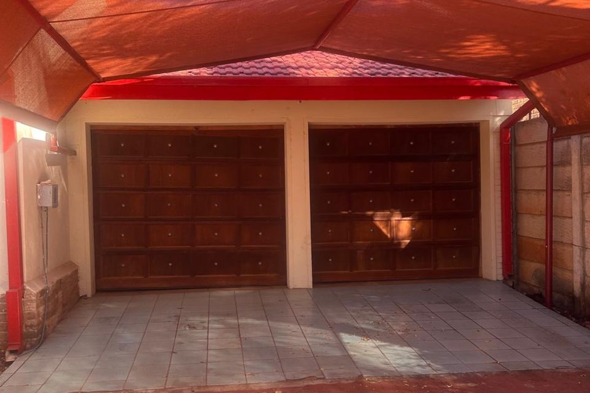 House For Sale in Flora Park - Photo 3