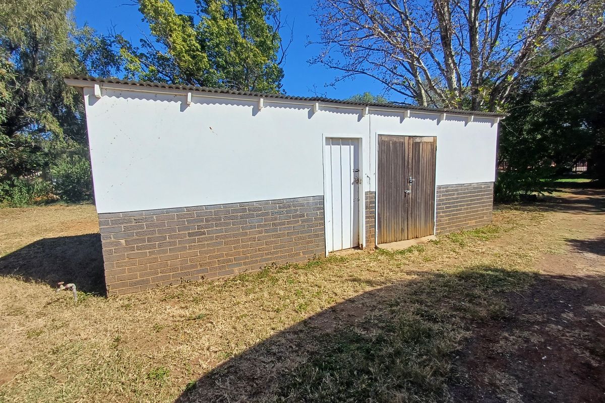 House For Sale in Meiringspark - Photo 4