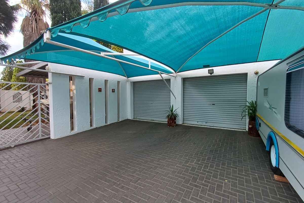 House For Sale in Flamwood - Photo 3