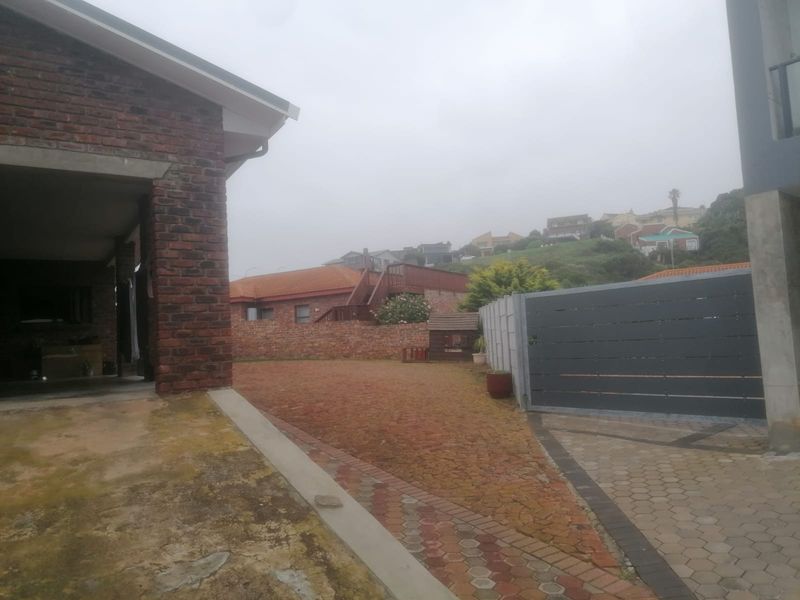 House For Sale in Dana Bay - Photo 9