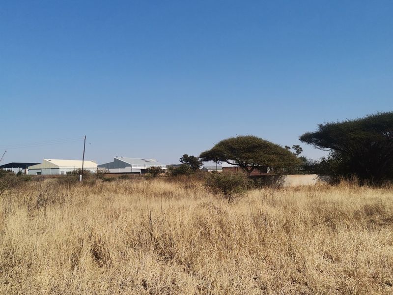 House For Sale in Magna Via Industrial - Photo 2