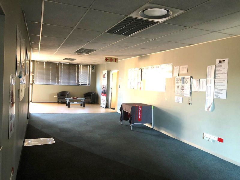 Office For Sale in Sunninghill - Photo 8