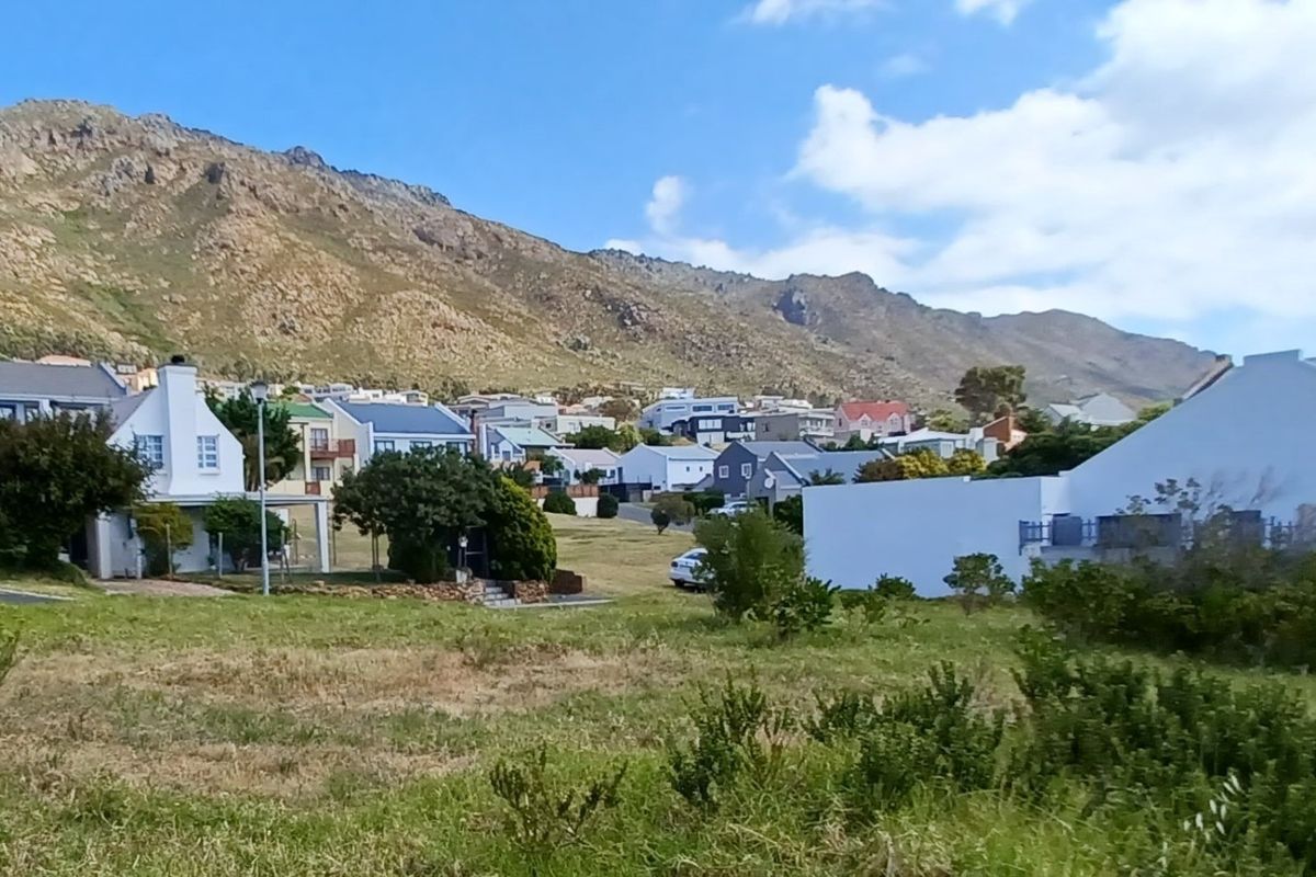 House For Sale in Mansfield - Photo 3