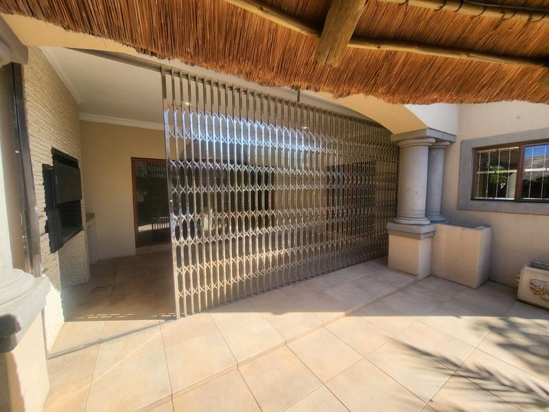 House For Sale in Aloe Ridge - Photo 8