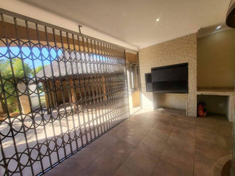 House For Sale in Aloe Ridge - Photo 7