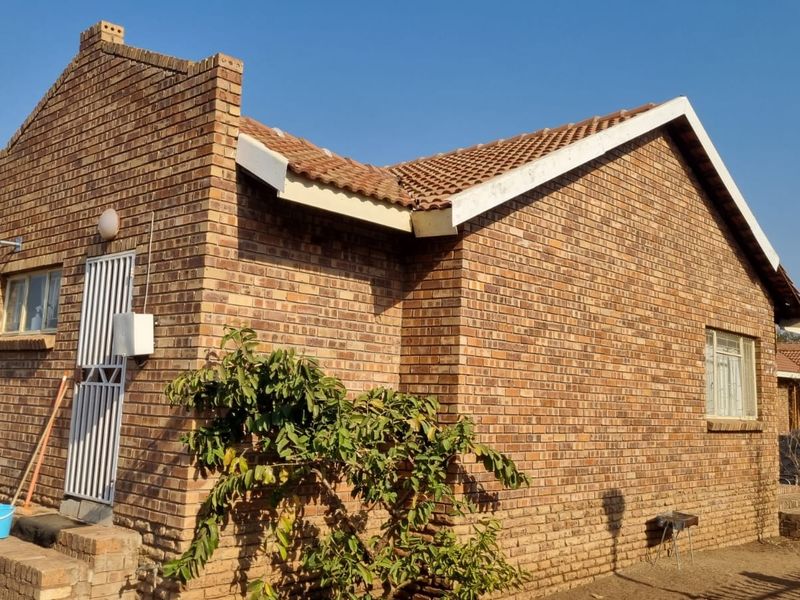 House For Sale in Burgersfort Central - Photo 8