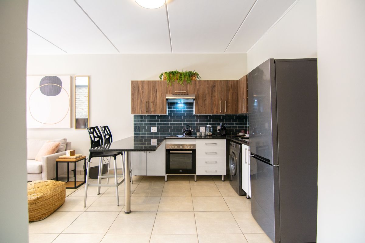 Apartment For Sale in Linbro Park - Photo 2