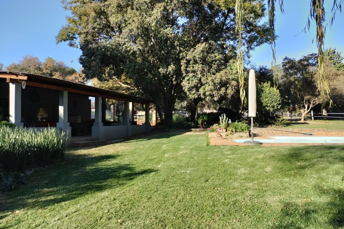 House For Sale in President Park - Photo 2