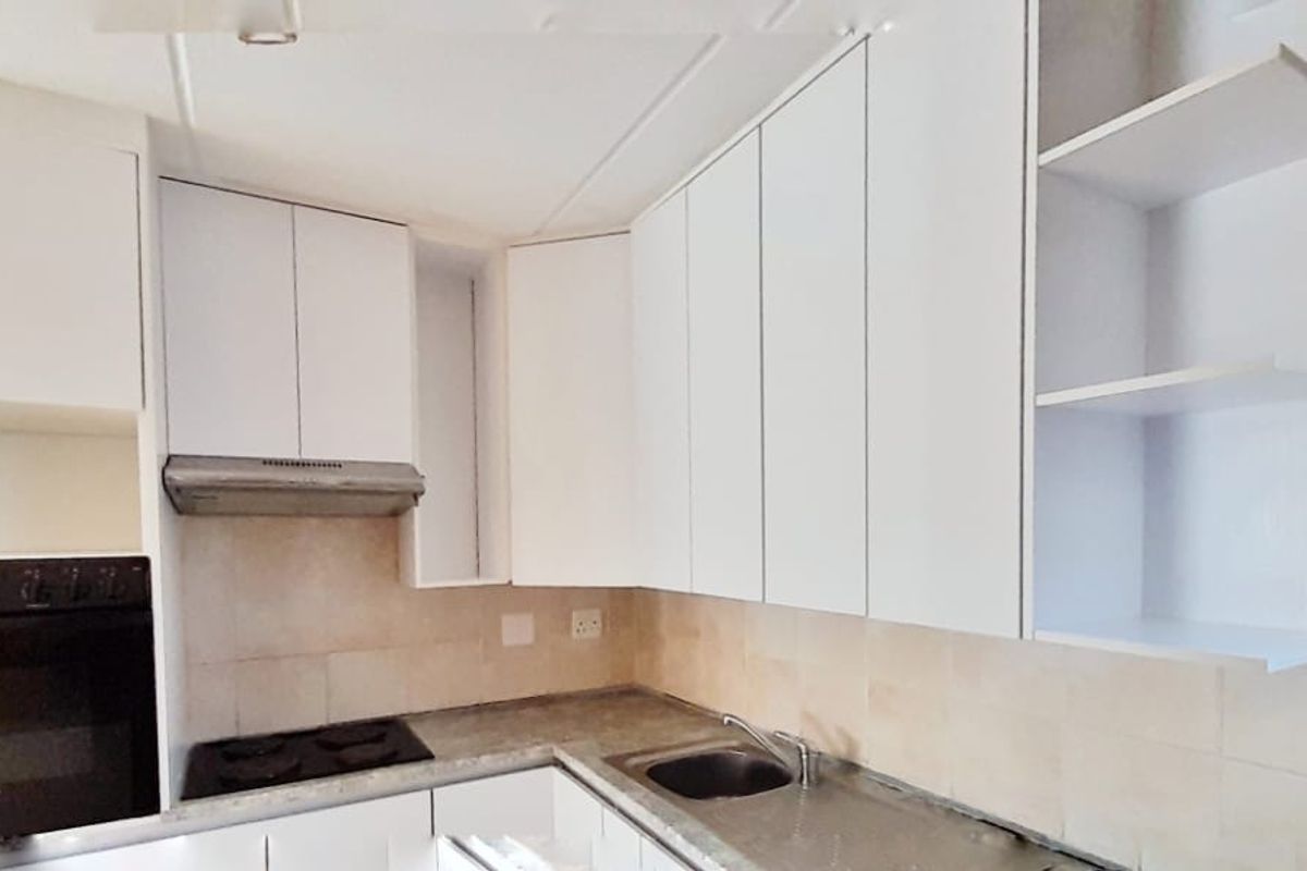 Townhouse For Sale in Ormonde View - Photo 4