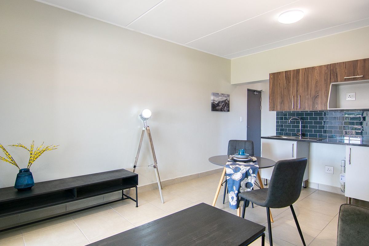 Apartment For Sale in Linbro Park - Photo 3