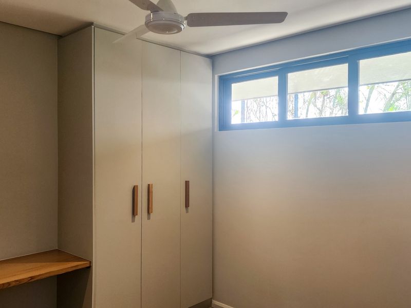 Apartment For Sale in Sheffield Beach - Photo 6