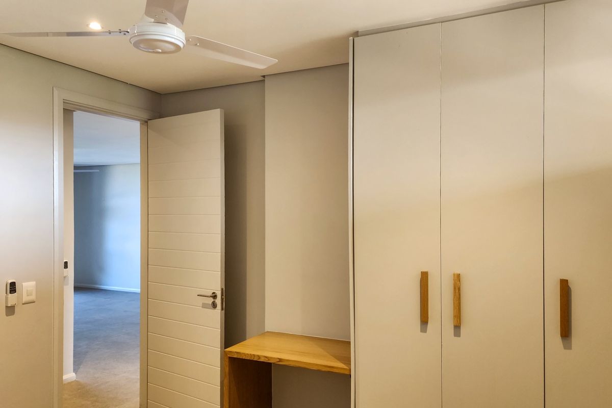 Apartment For Sale in Sheffield Beach - Photo 5