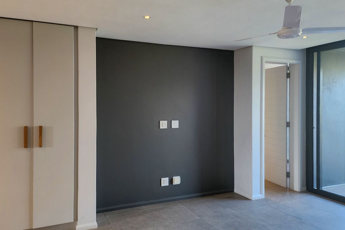 Apartment For Sale in Sheffield Beach - Photo 3