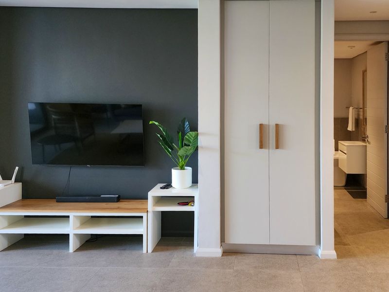 Apartment For Sale in Sheffield Beach - Photo 5