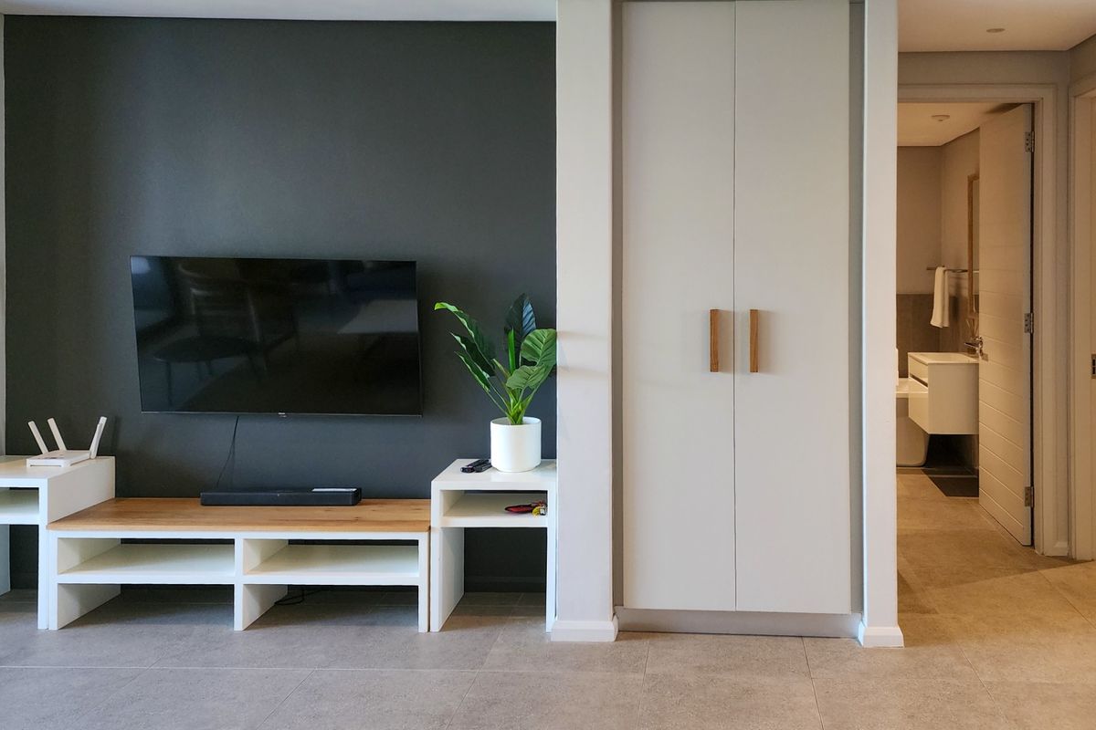 Apartment For Sale in Sheffield Beach - Photo 5