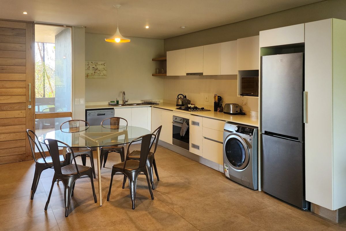 Apartment For Sale in Sheffield Beach - Photo 3