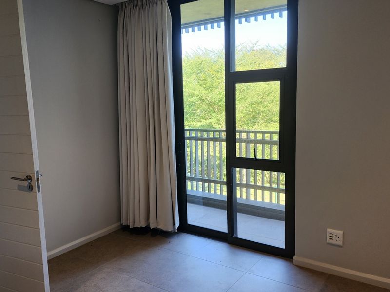 Apartment For Sale in Sheffield Beach - Photo 5