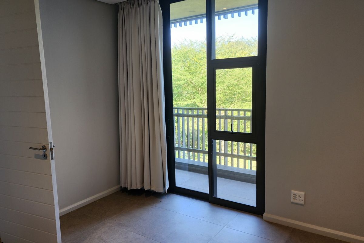 Apartment For Sale in Sheffield Beach - Photo 5