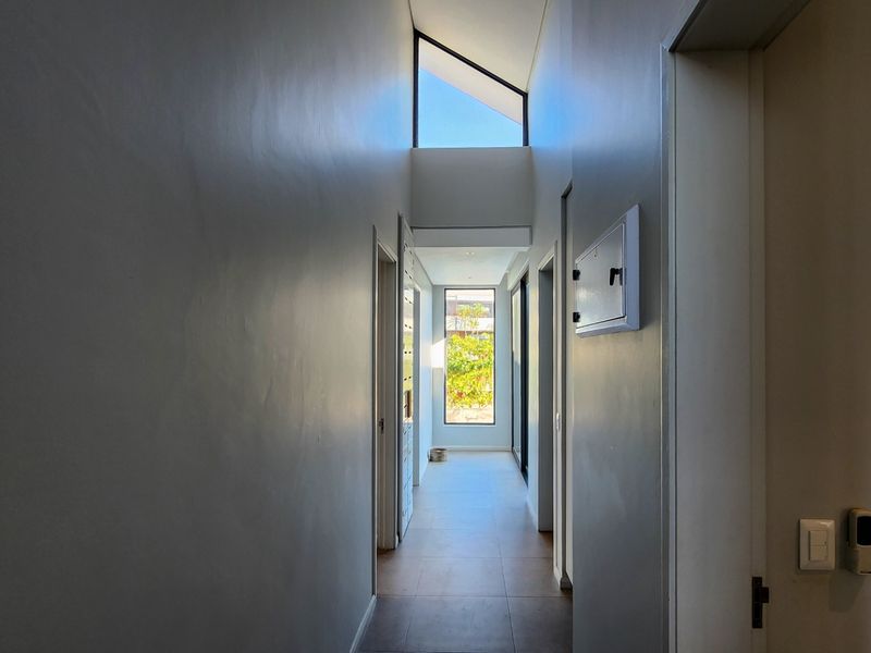 Apartment For Sale in Sheffield Beach - Photo 8