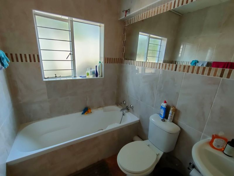 Apartment For Sale in Ferndale - Photo 3