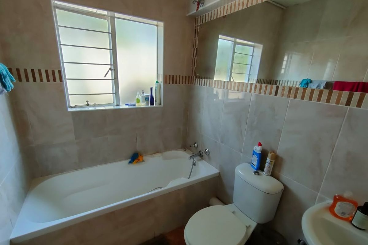 Apartment For Sale in Ferndale - Photo 3