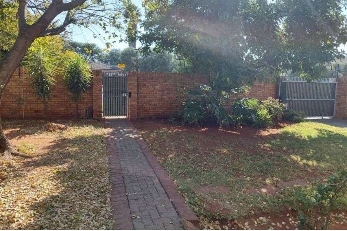 House For Sale in South Ridge - Photo 4