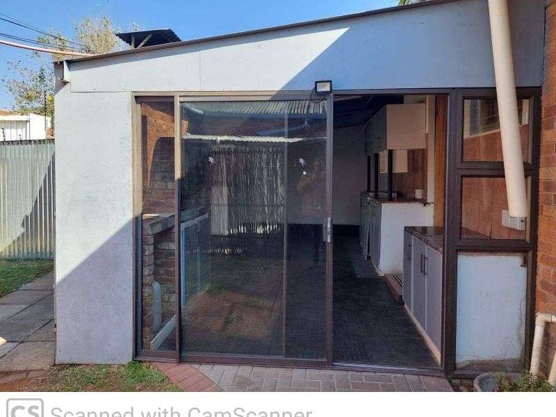 House For Sale in South Ridge - Photo 5