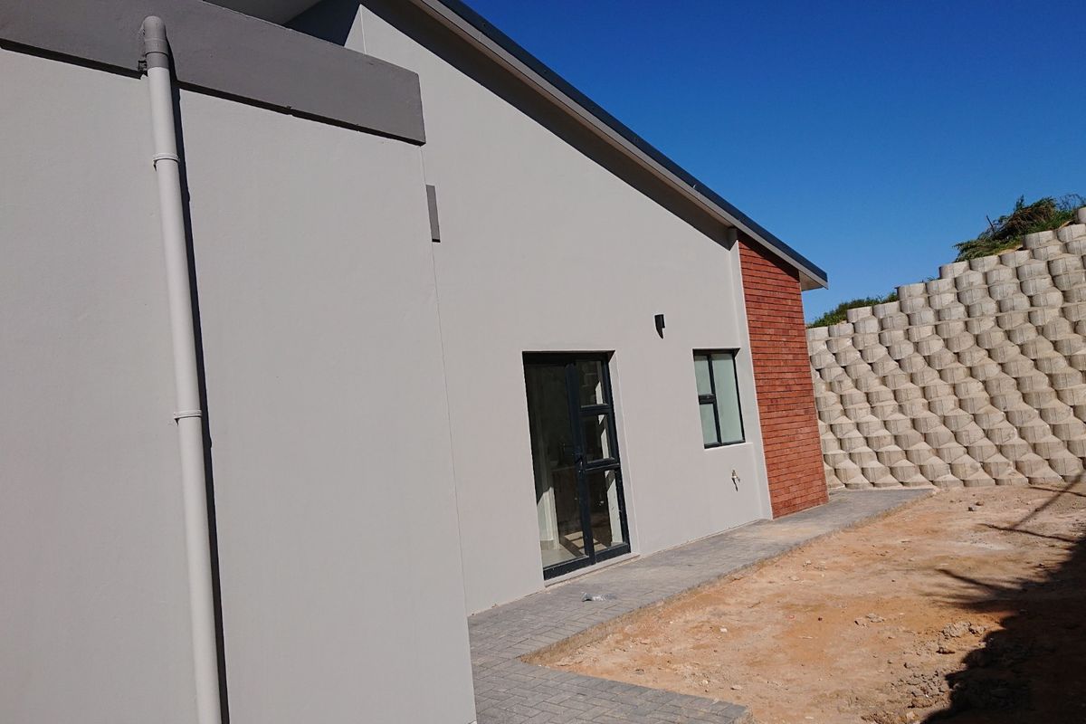 House For Sale in Island View - Photo 4