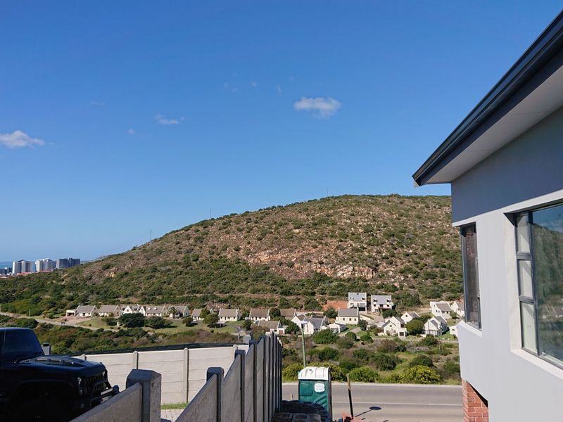 House For Sale in Island View - Photo 6