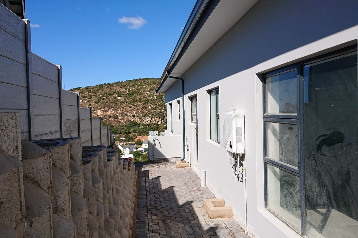 House For Sale in Island View - Photo 5