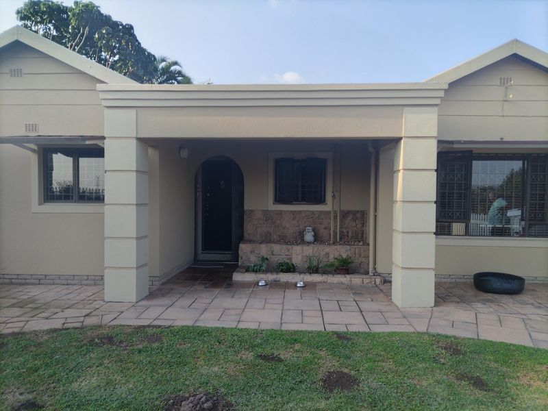 House For Sale in Moseley Park - Photo 2