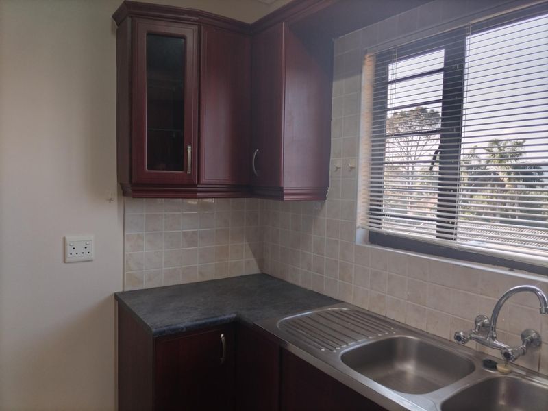 House For Sale in Moseley Park - Photo 10