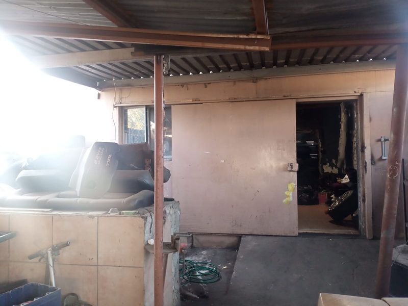 Industrial For Sale in Proclamation Hill - Photo 4