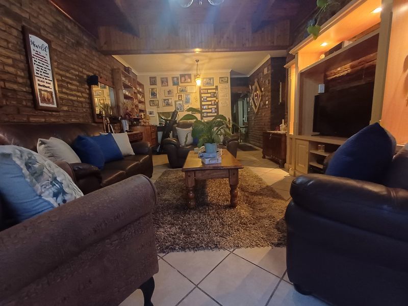 Townhouse For Sale in Neserhof - Photo 10