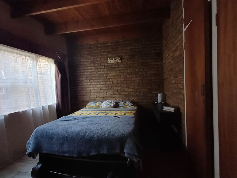 Townhouse For Sale in Neserhof - Photo 5