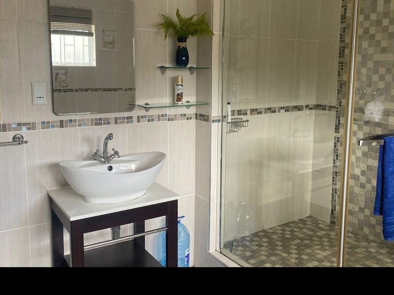 House For Sale in Pumula - Photo 8