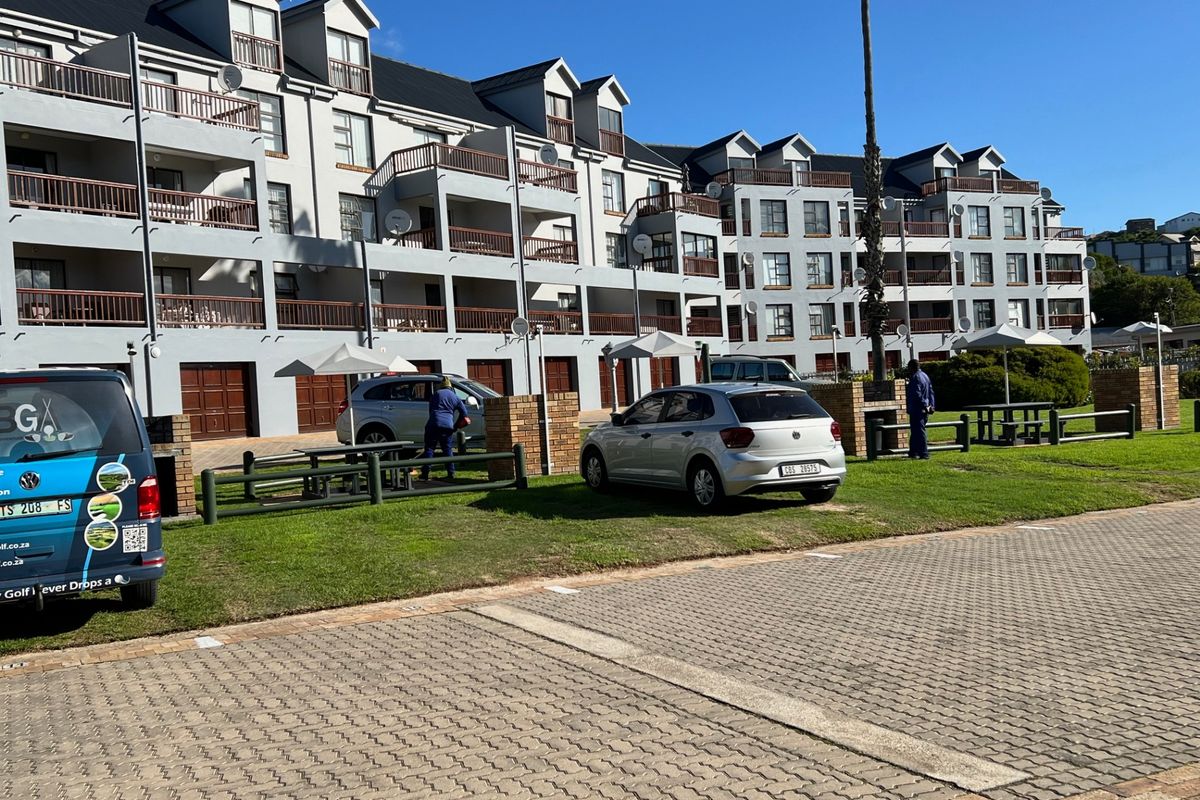 Apartment For Sale in Boland Park - Photo 2