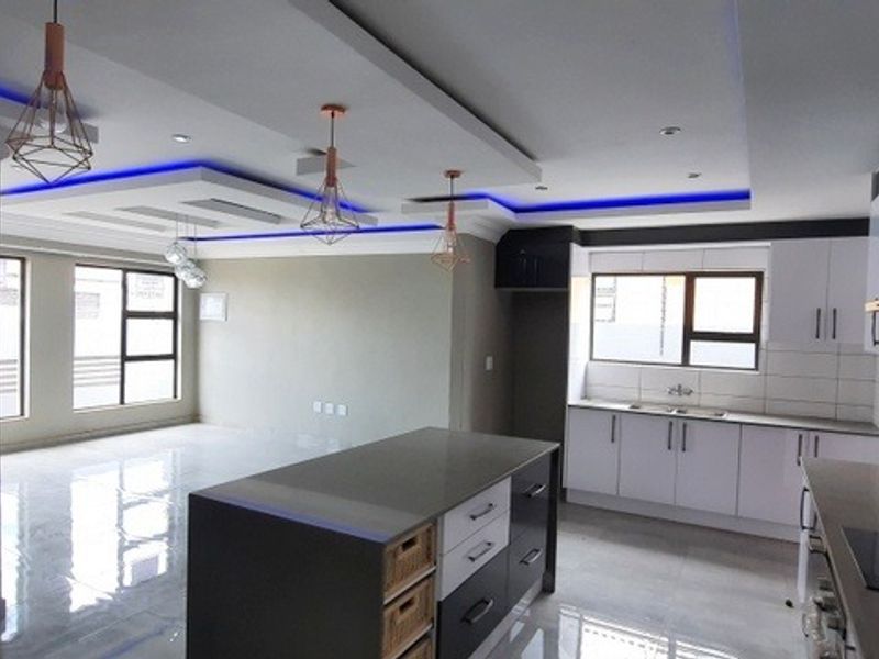 House For Sale in Mahlasedi Park - Photo 10