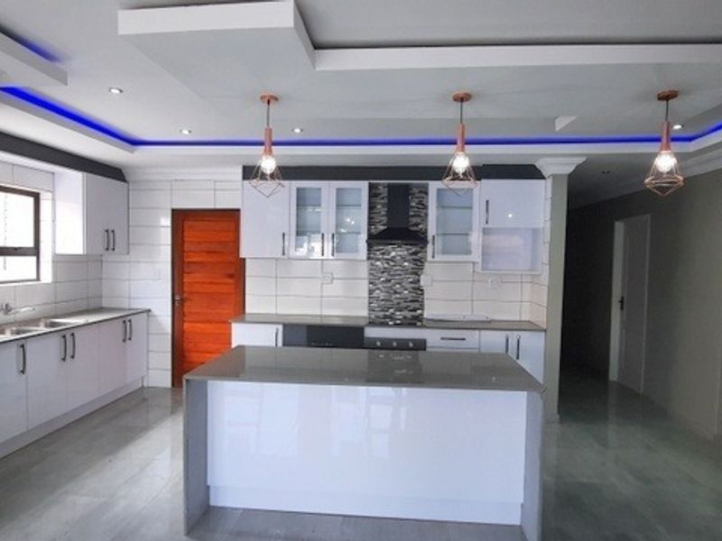 House For Sale in Mahlasedi Park - Photo 7