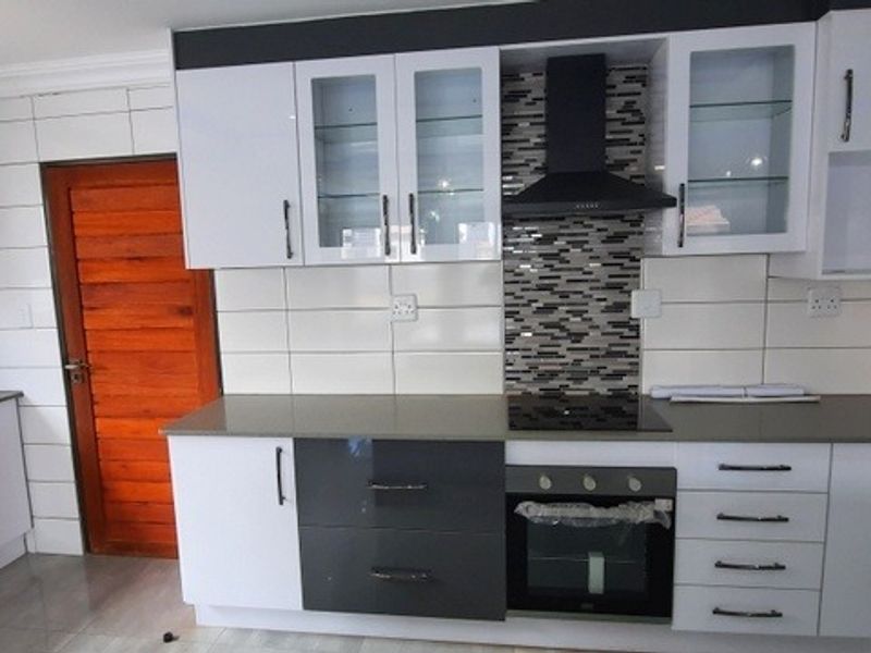 House For Sale in Mahlasedi Park - Photo 5