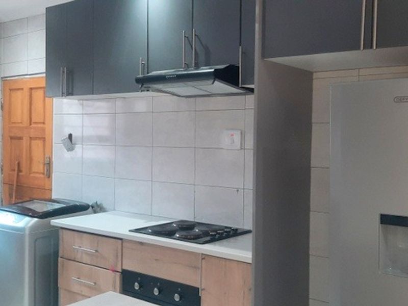 House For Sale in Mahlasedi Park - Photo 2